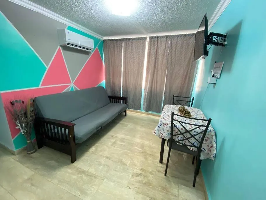 Beach Apt @ Ivt 5 contacts